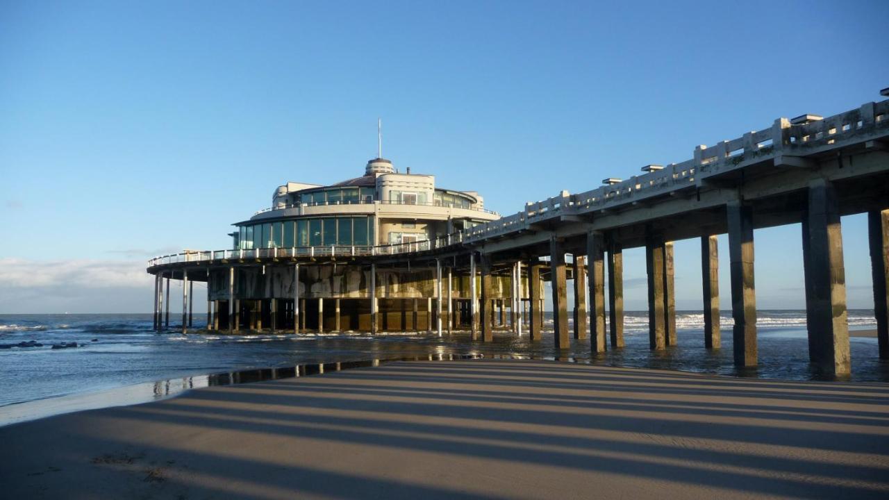 Molo Roof: Stylish Marina View Penthouse in Blankenberge Apartment Exterior photo